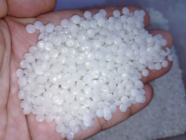 泰州中空吹膜HDPE再生颗粒